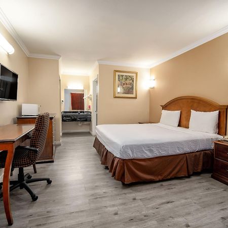 Sea Rock Inn - Los Angeles Гардина Экстерьер фото